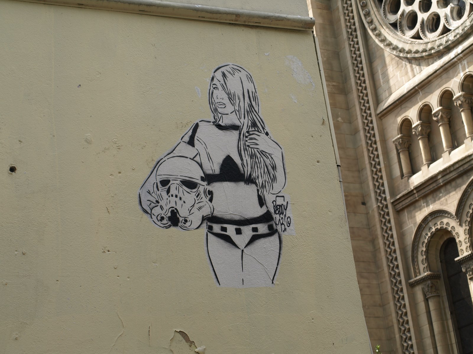 photo graffiti Paris 20éme arrondissement