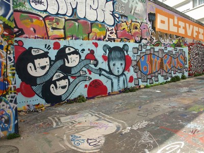 photo graffiti Paris 20eme arrondissement