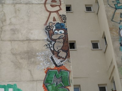 photo graffiti Paris 20eme arrondissement