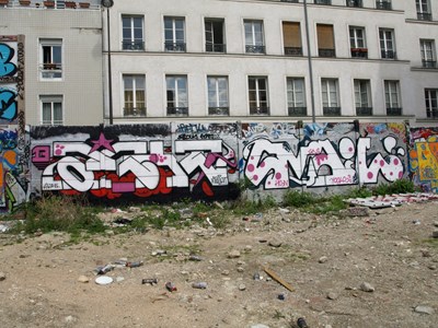 photo graffiti Paris 20eme arrondissement