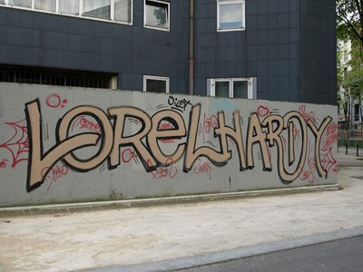 photo graffiti Paris 20eme arrondissement