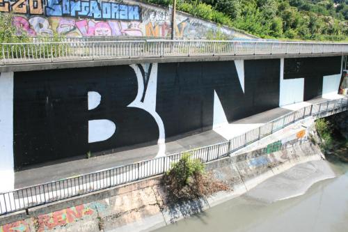photo graffiti Grenoble 