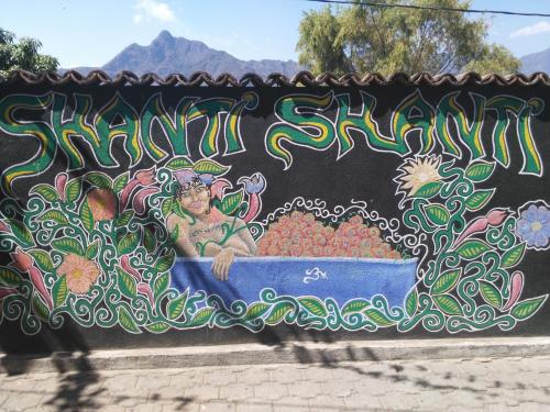photo graffiti San Marco la laguna, Guatemala